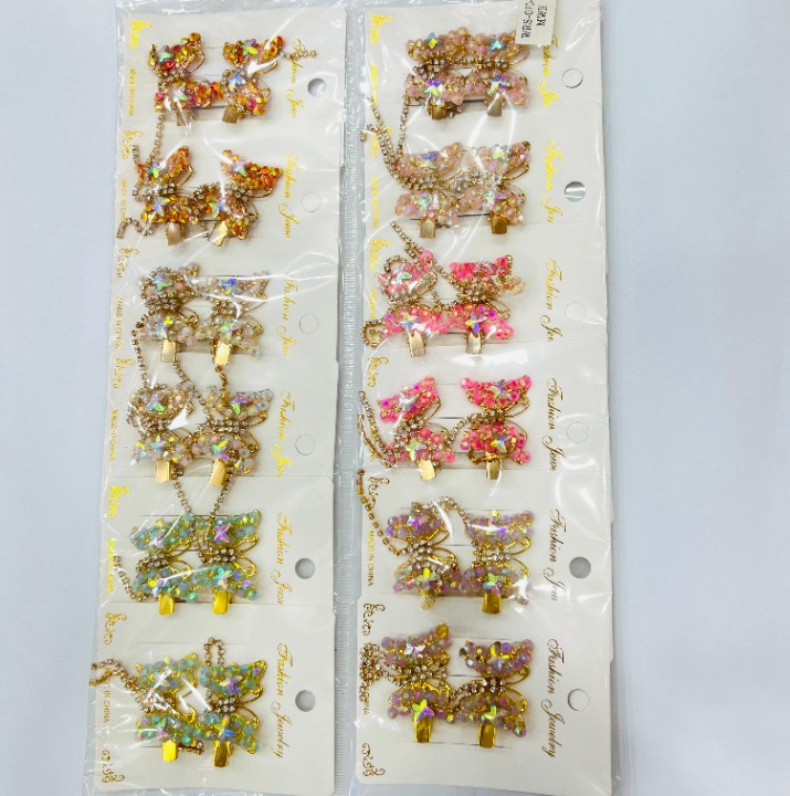 Hair clips / Butterfly Hairpin for girls (random color & design )