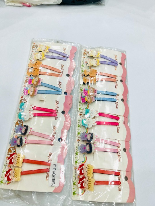 ELEGANT BABY HAIR PINS (random color)