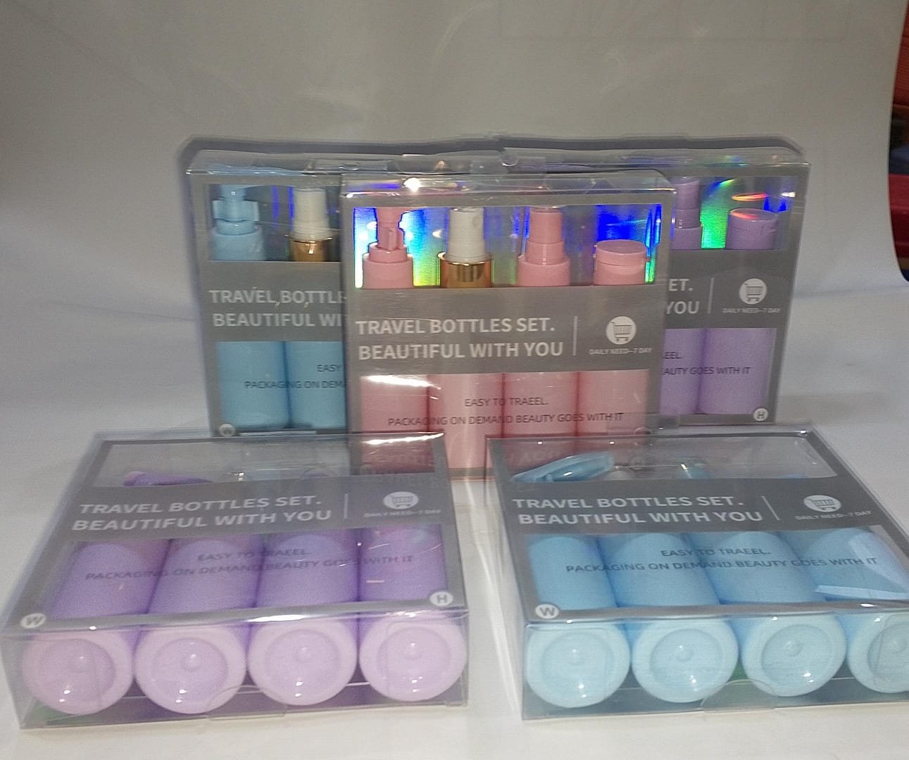 Pack of 4pcs Travel bottles set (empty) (Random Color)