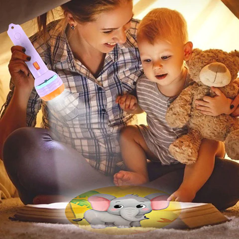 Baby Projector Torch 3 Cards Cartoon Projection Flashlight  Children Early Education Toy (random color )