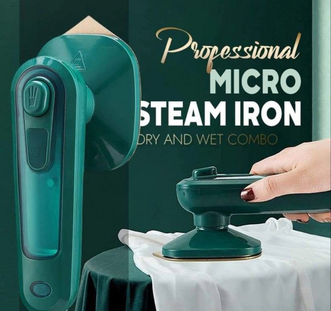 Professional Micro Steam Iron Handheld Household Portable Ironing Machine Garment Steamer( random color)